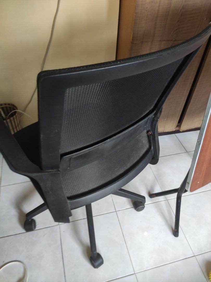 Office chair & table, Furniture & Home Living, Office Furniture