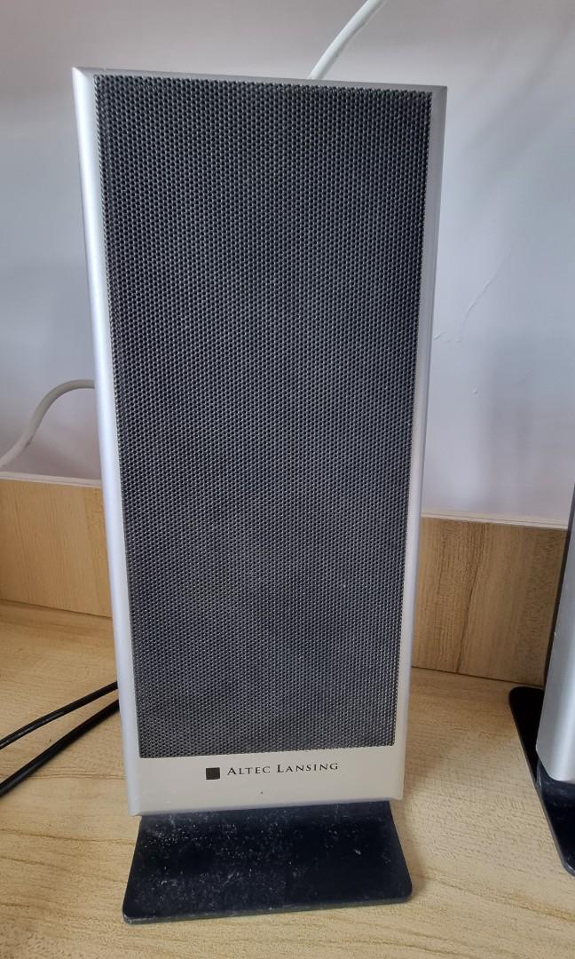 Powerful Bookshelf Speakers Altec Lansing VS2120, Audio, Soundbars, Speakers & Amplifiers on