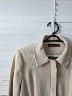(Category: ) located in . Submitted by Naa_wardrobe (Listing ID 1179173012, Image 1). Description: .