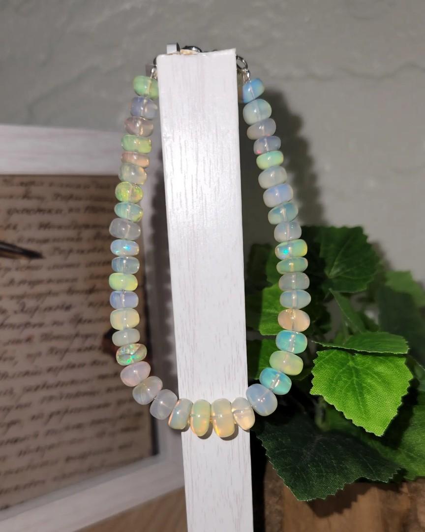 PRETTY PETITE PIECES White Opal Bracelet 925 Silver 7.4mm