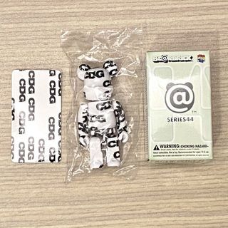 （分類：）位於 。 由 kawsbricks 提交（商品編號 1179177307，圖片 1）。簡介： 。
