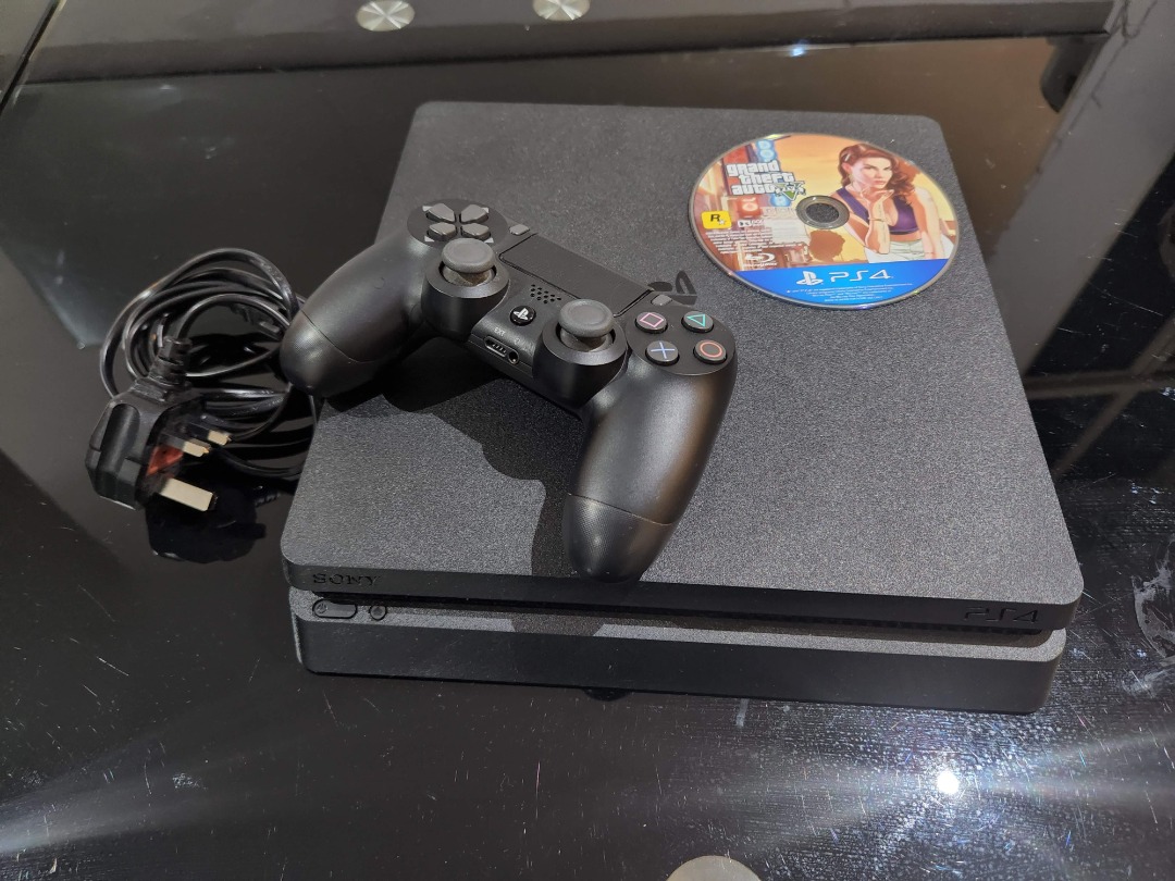 Ps4 slim 1tb with gta 5 2025