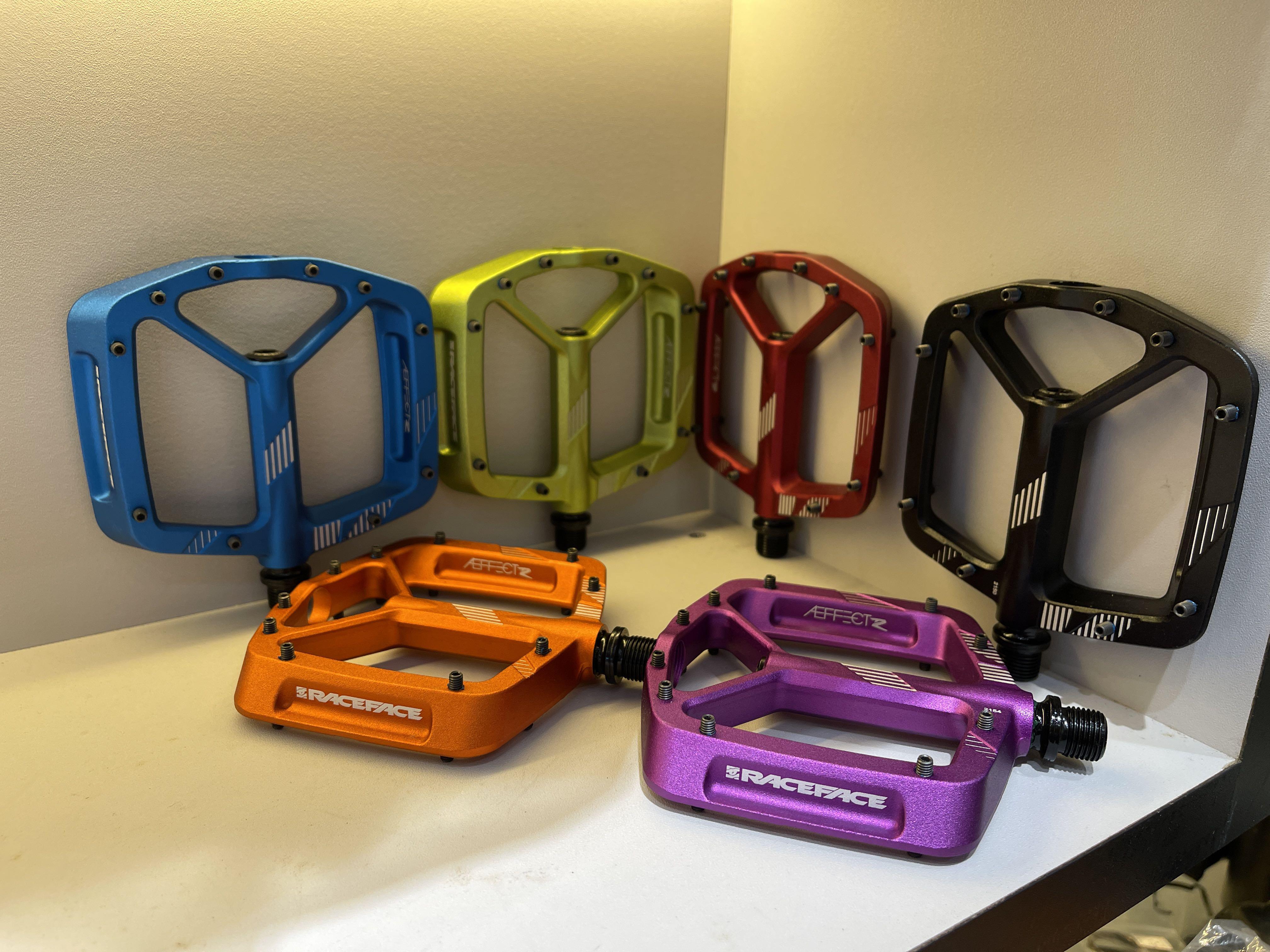 Race face aeffect flat pedals online