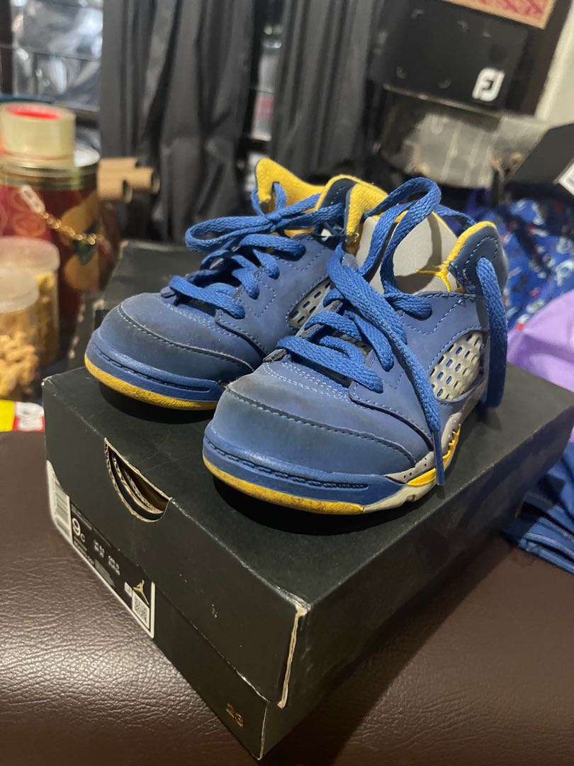 cari sepatu jordan