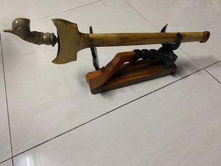 Tempat letak keris rm80