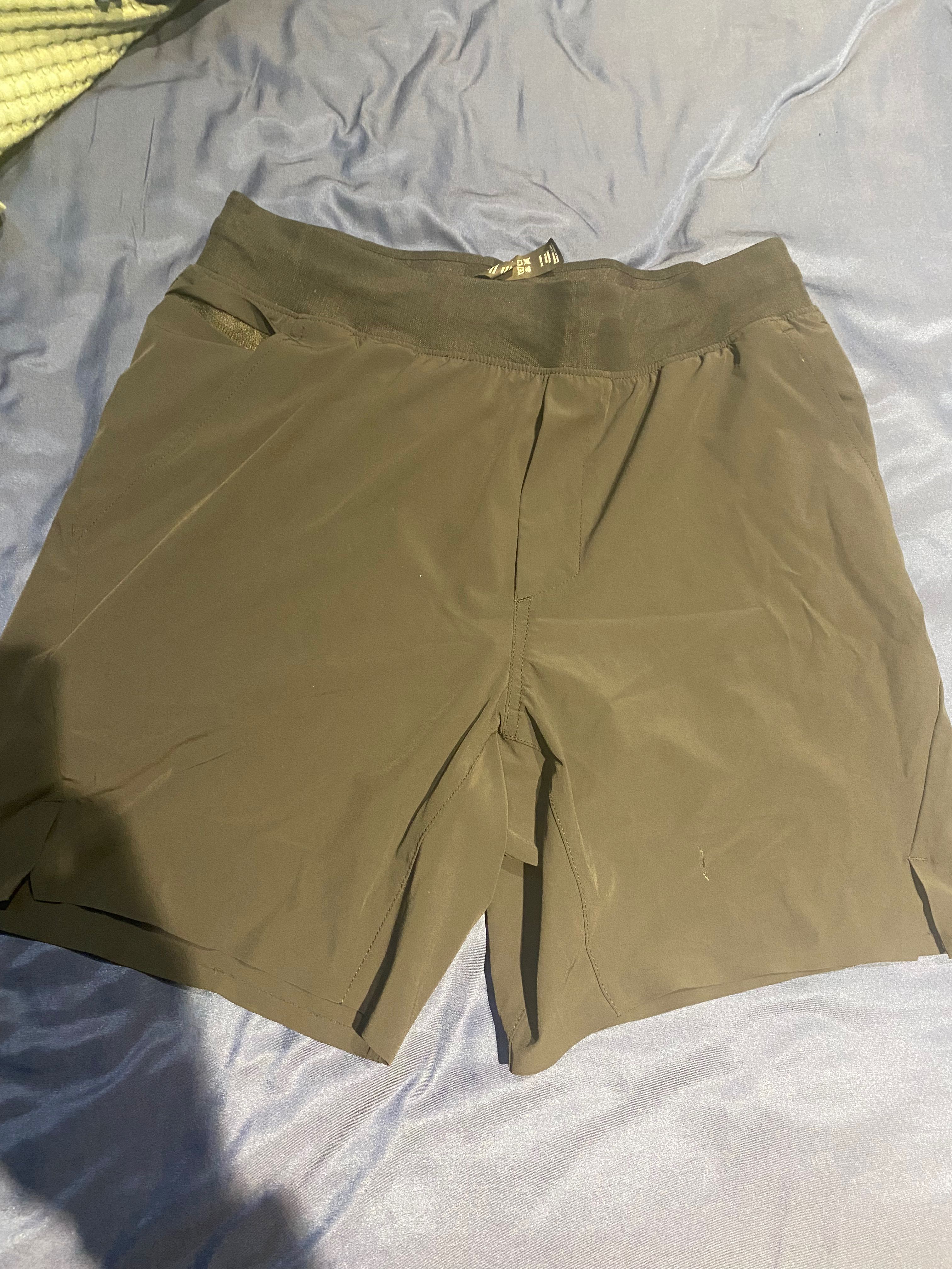 Ten Thousand Set Shorts, Men's Fashion, Activewear on Carousell