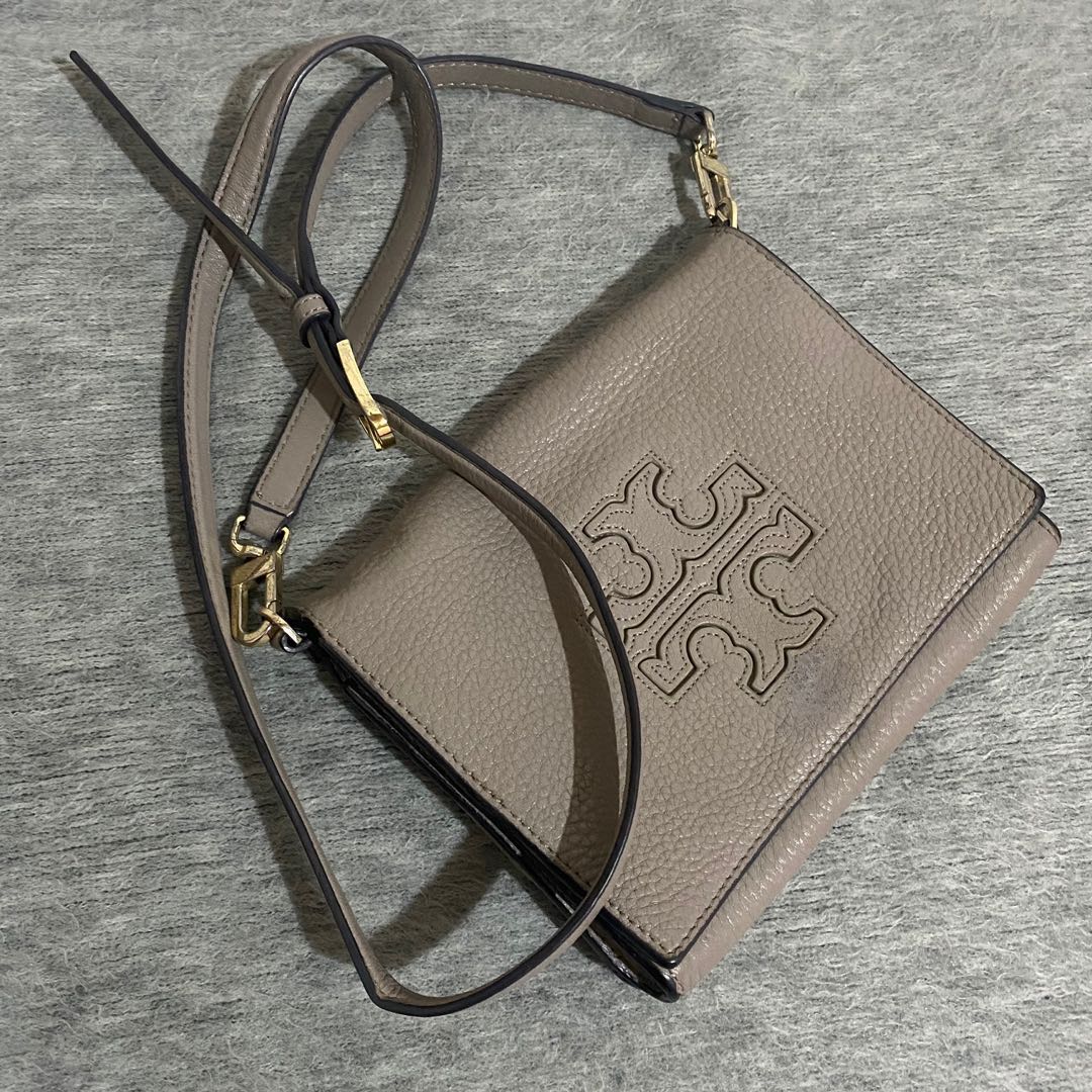 Tory Burch Sling Bag, Luxury, Bags & Wallets on Carousell