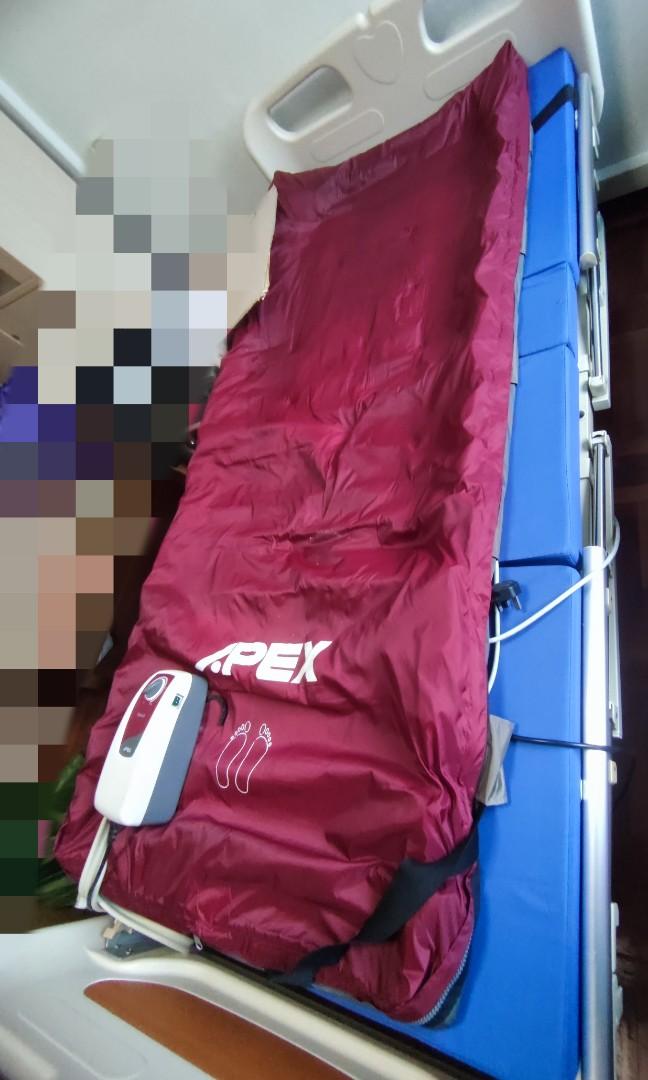 Used hospital bed for free, Furniture & Home Living, Furniture, Bed