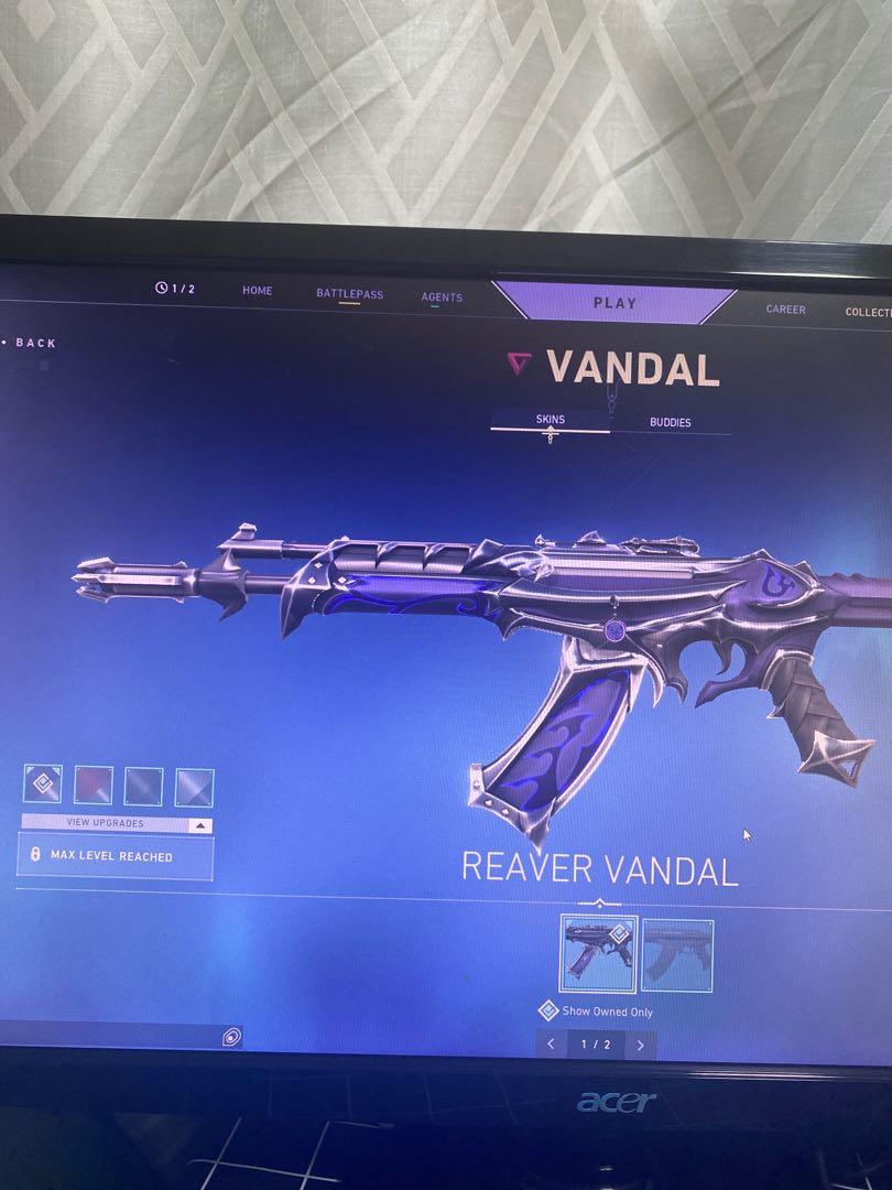 Valorant Bronze 3 account (Reaver Phantom and Vandal), Video Gaming