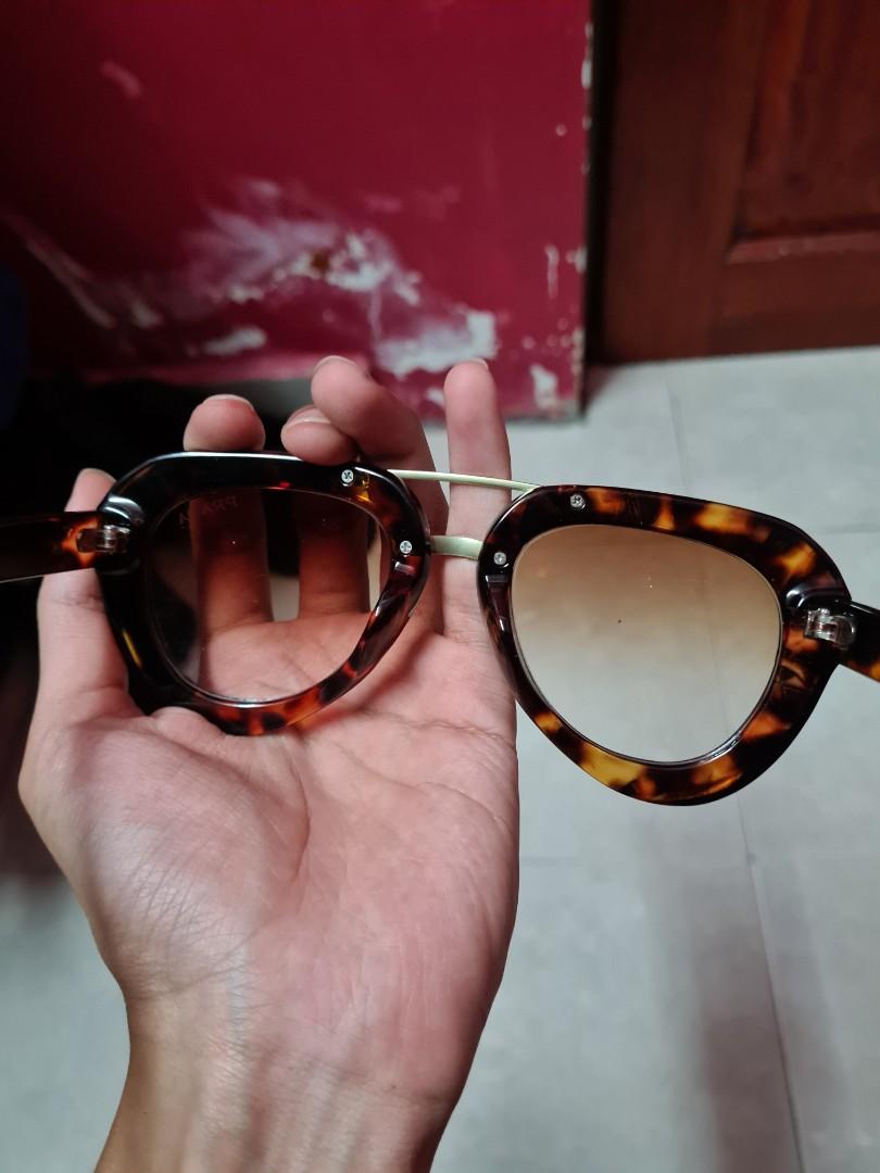 Prada gogal top