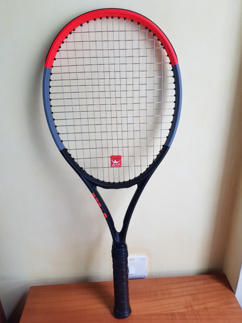 Wilson Clash 100 (Grip size L2) Tennis Racket, Sports Equipment, Sports