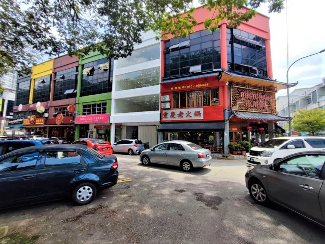 1st Floor Shop Office Jalan Kenari Bandar Puchong Jaya, Property