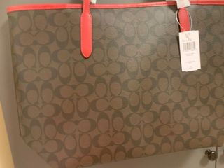 （分類：）位於 。 由 joyce_w. 提交（商品編號 1179385628，圖片 1）。簡介： 。