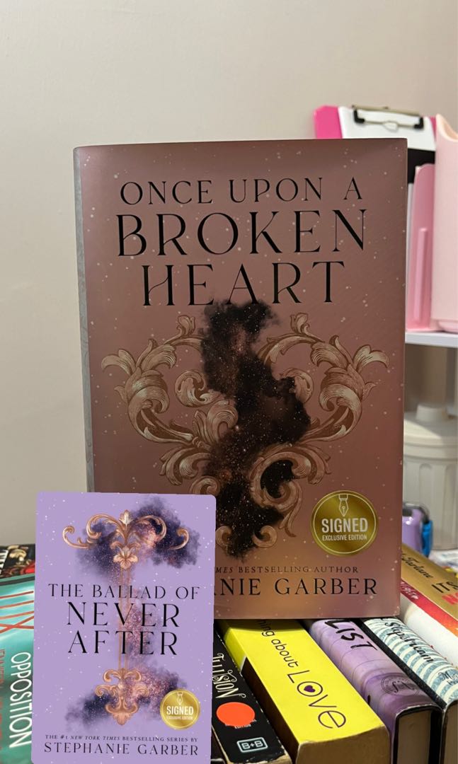 A Curse for True Love (B&N Exclusive Edition) (Once Upon a Broken