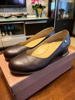 (Category: ) located in . Submitted by preloved.Uolls (Listing ID 1179360880, Image 1). Description: .