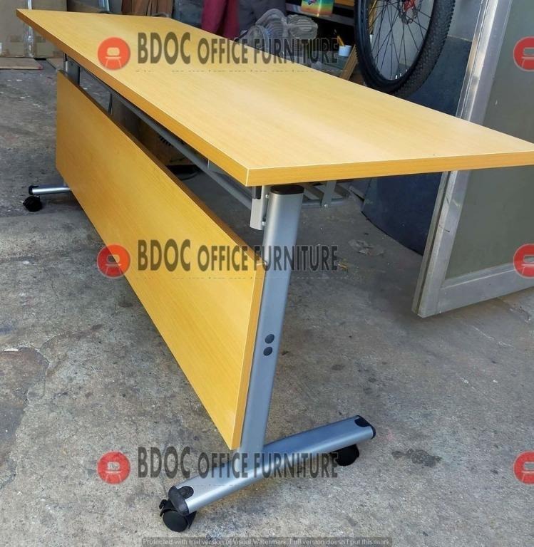 Brand New Folding Table in laminated top finished \\ Office Furniture, Furniture & Home Living