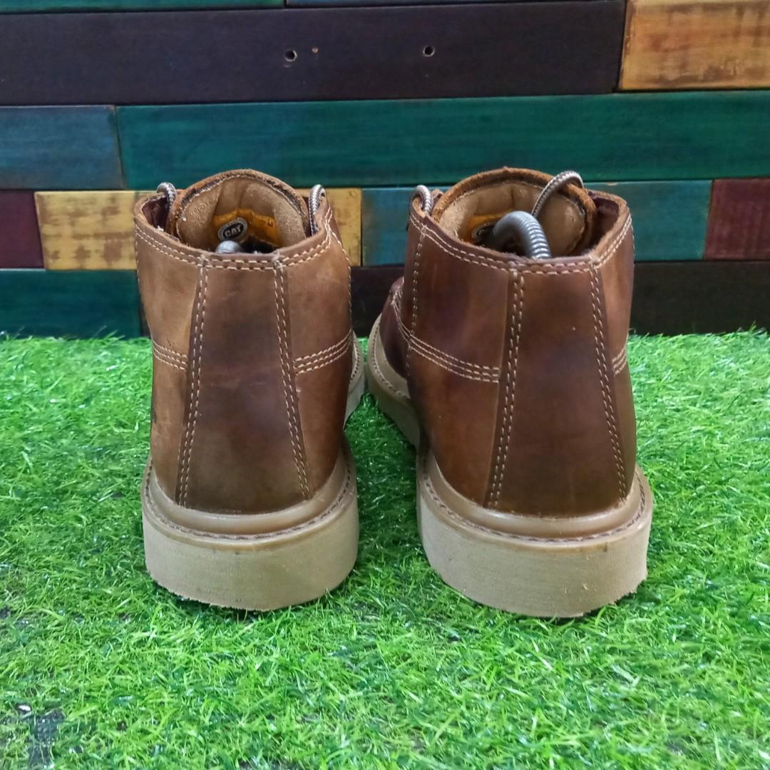 Caterpillar online larsen boots
