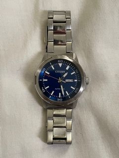 (Category: ) located in . Submitted by dive.vintage (Listing ID 1179371105, Image 1). Description: .