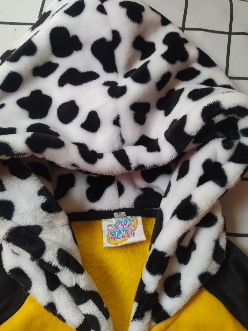 Trafalgar law best sale jacket comic alley