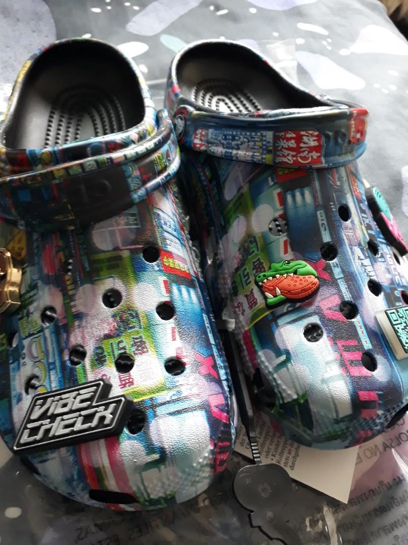 Crocs limited, Women's Fashion, Footwear, Flipflops and Slides on Carousell