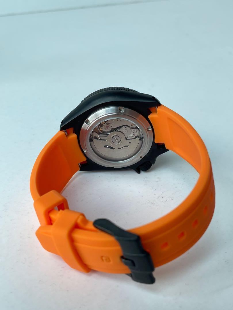 Custom Seiko Mod Blackout Orange SKX, Men's Fashion, Watches & Accessories,  Watches on Carousell