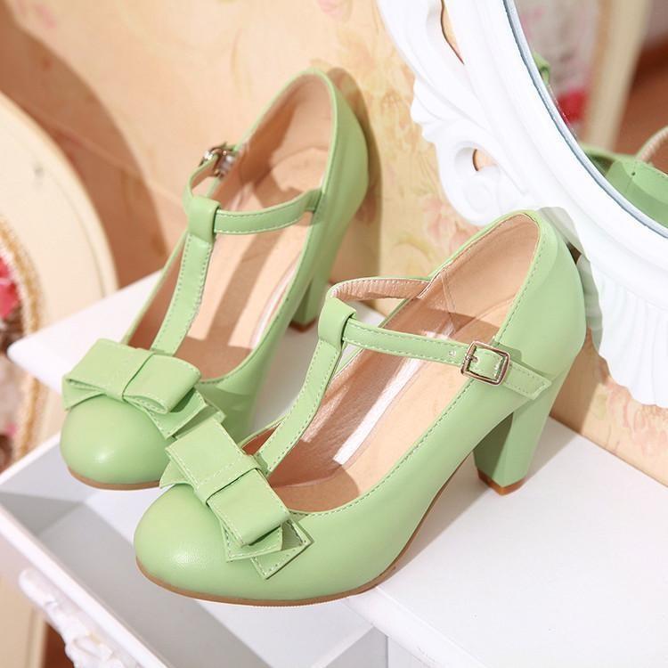 Cute plus hotsell size shoes