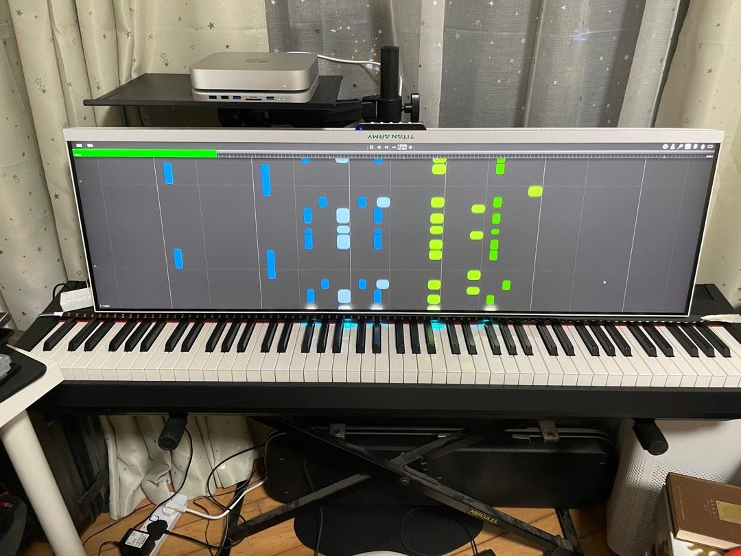 Digital piano practice set. Yamaha digital piano with 1 1 screen