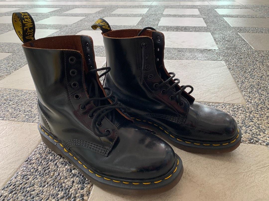 Dr martens best sale 1470