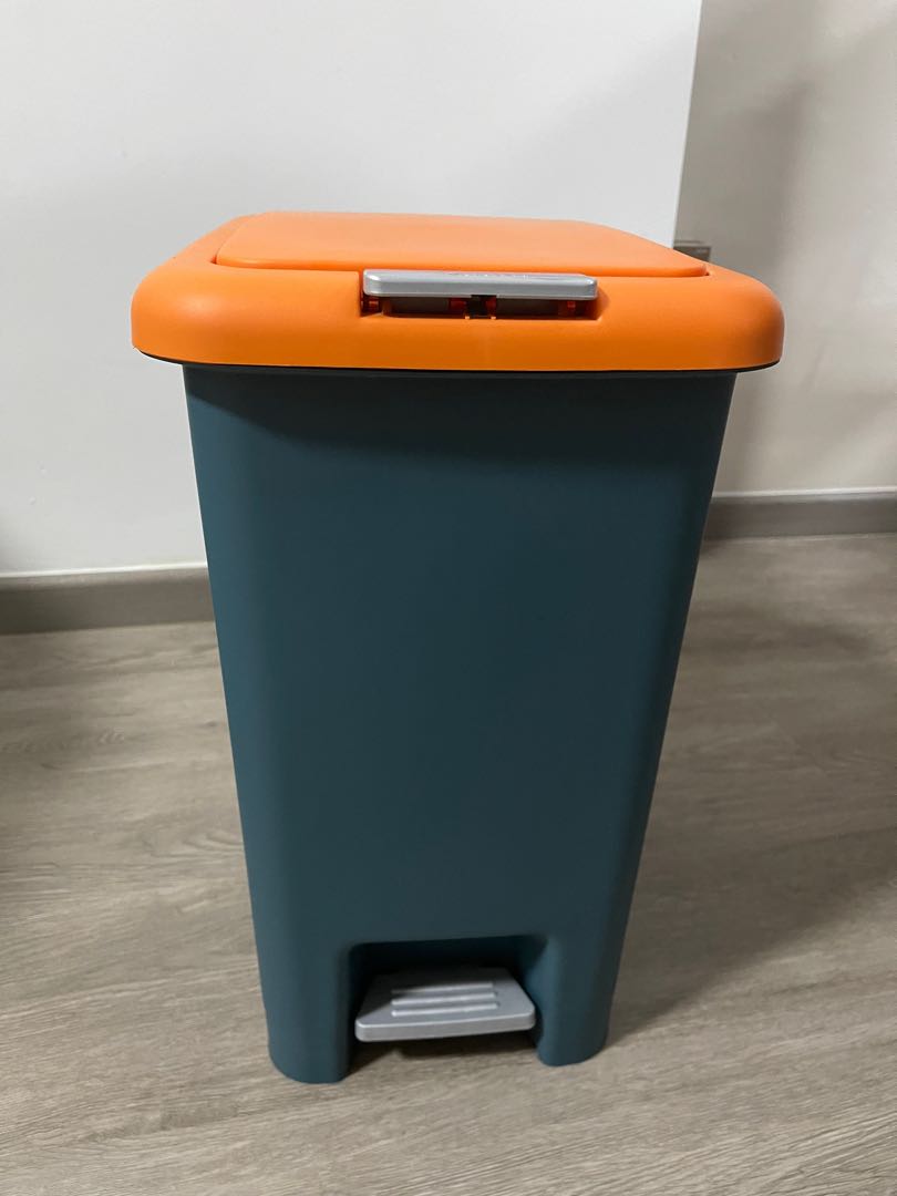 Dustbin Kitchen, Furniture & Home Living, Bathroom & Kitchen Fixtures