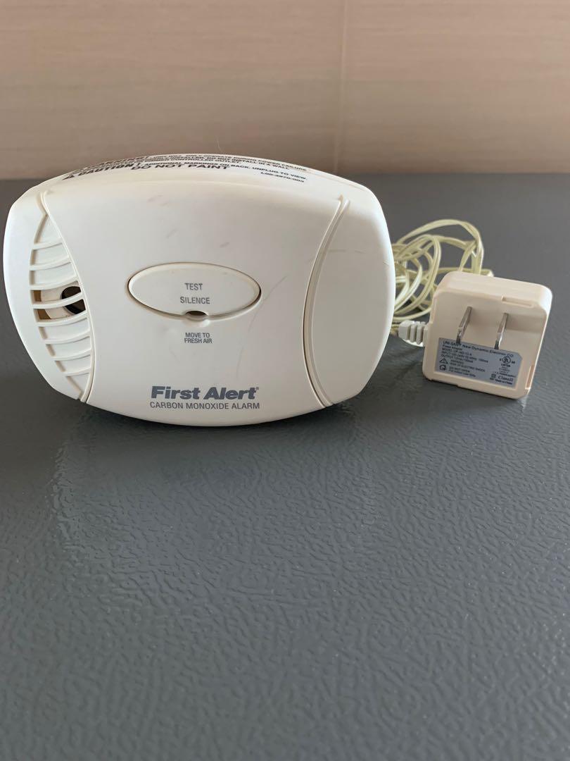 First Alert Carbon Monoxide Alarm Model CO606, Furniture & Home Living