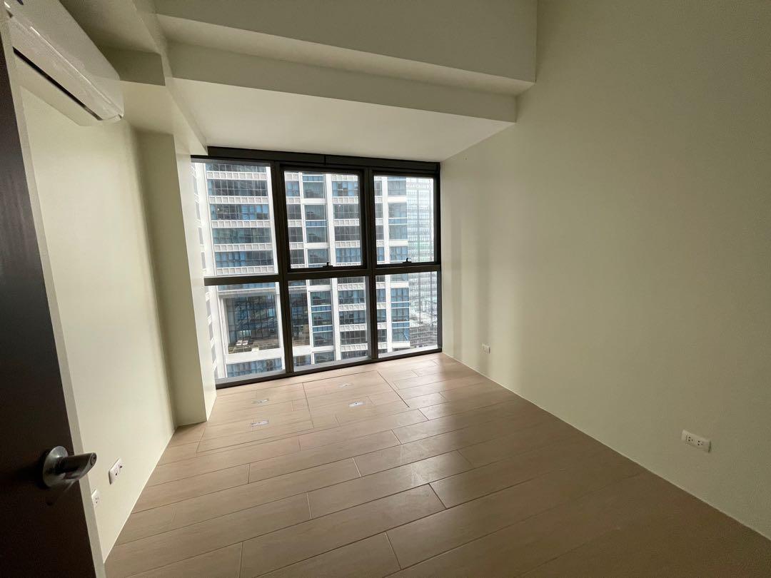 For Lease Uptown Ritz 4 bedroom Unit Unfurnsihed in Uptown BGC Taguig