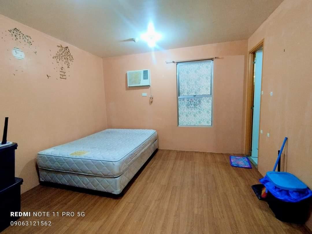 ForRent HamptonGardensCondominium Located at 100 C raymundo barangay