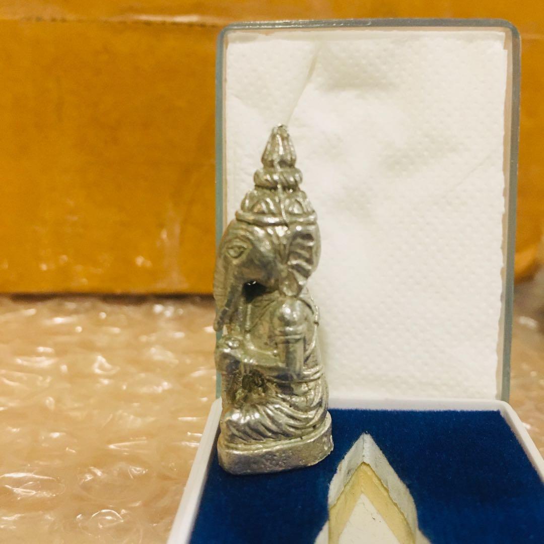 高級な 石流通センター 天然石 彫刻置物 丸玉 人工水晶 約50mm