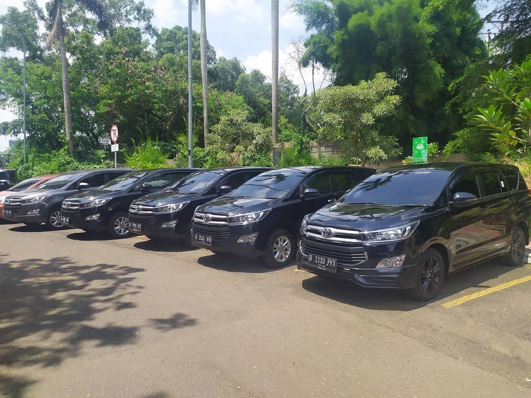 Gendis Car lepas kunci rental jakarta luar kota weekend harian bulanan