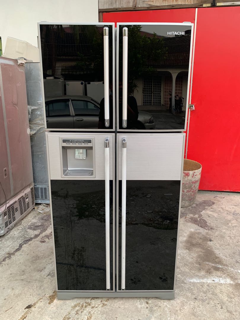 hitachi fridge auto icemaker water dispenser 550litr, TV & Home