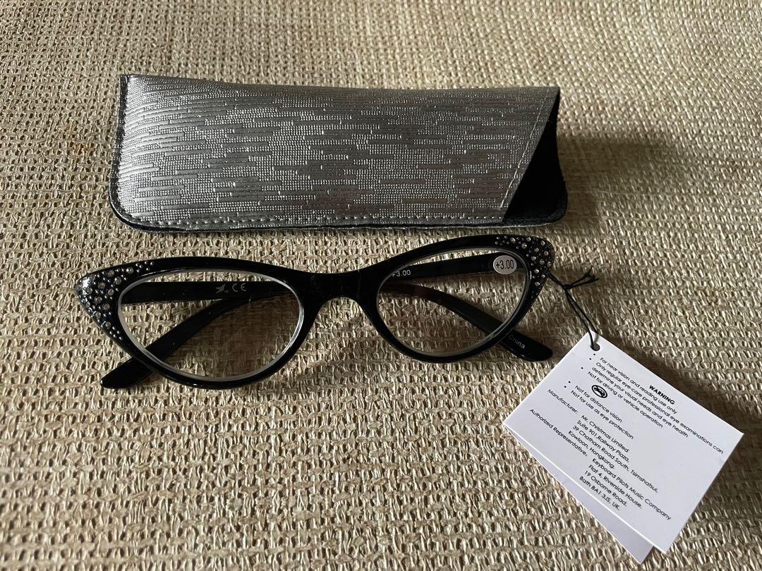 Hummingbird reading glasses 2025