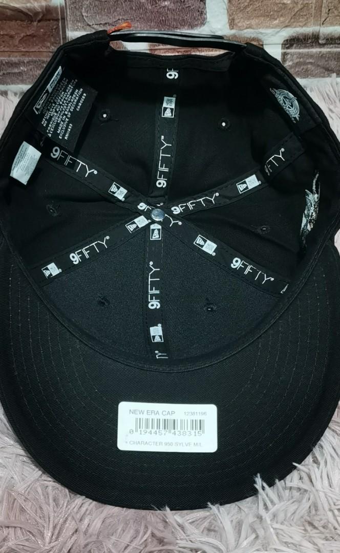 Looney Tunes Sylvester The Cat Catchphrase Low Profile 9FIFTY Snapback ...