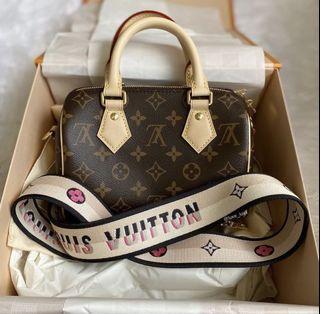 🔥 NEW!!! 🔥 LV Speedy Bandouliere 20, Women's Fashion, Bags & Wallets,  Cross-body Bags on Carousell