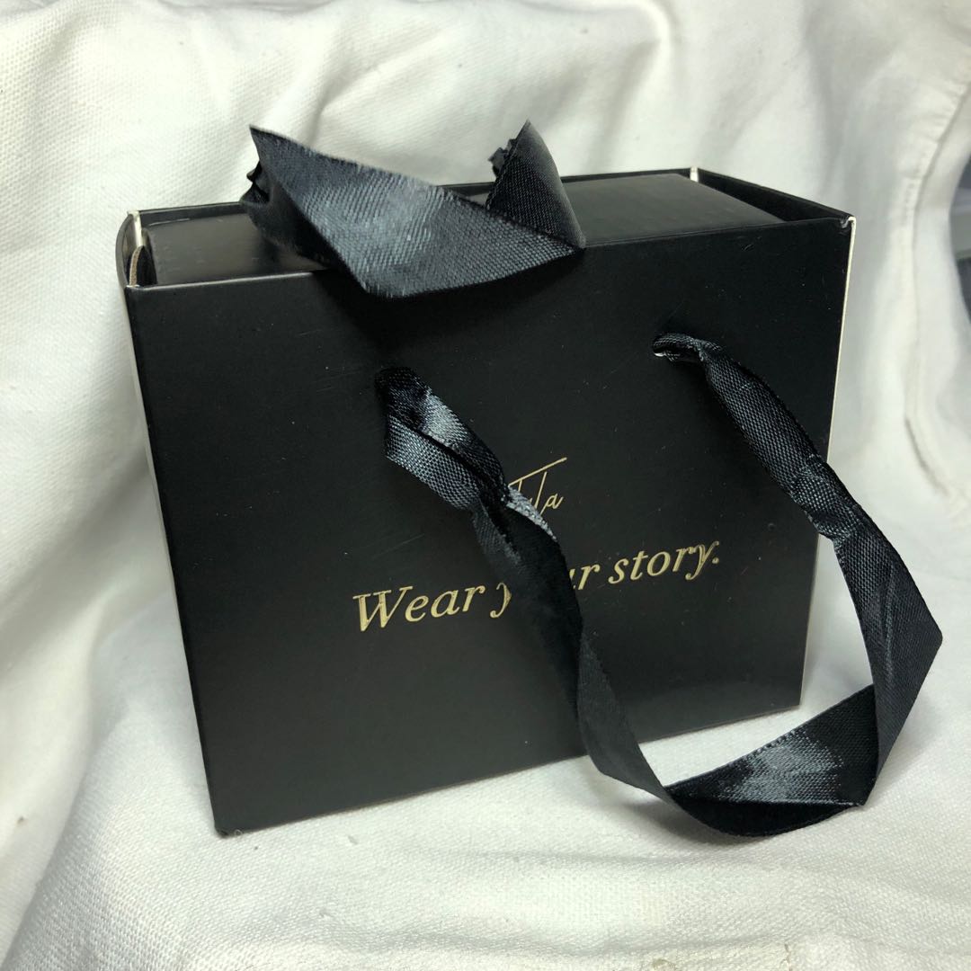 Original Tala By Kyla Gift Box, Women's Fashion, Jewelry & Organizers, Accessory Holder, Box