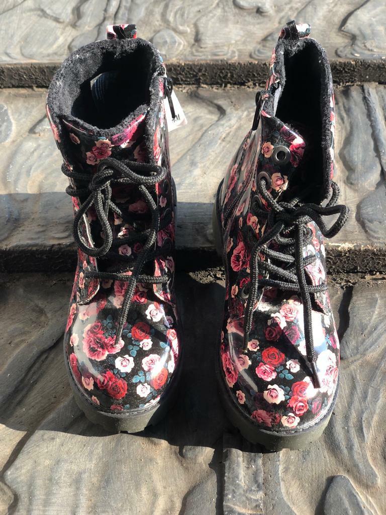 Sepatu Boots H M nbu Bayi Anak Baju Anak Perempuan 4 hingga