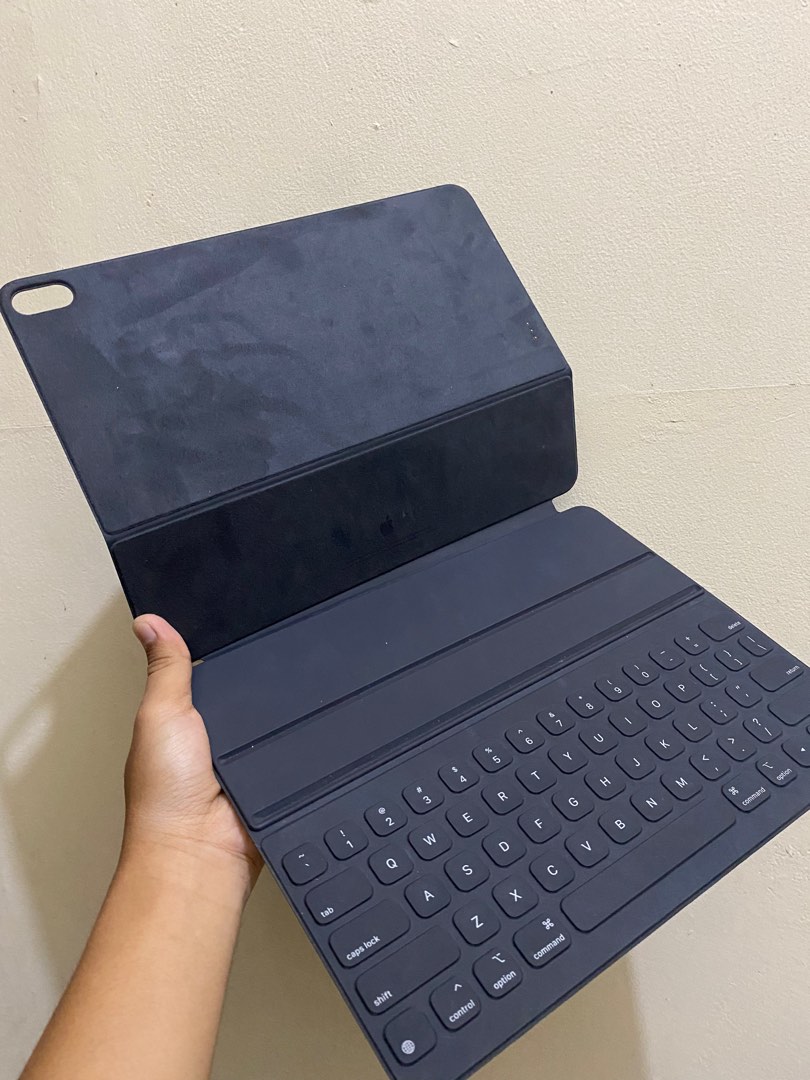 Smart keyboard ipad pro 12,9”, Telepon Seluler & Tablet, Aksesoris
