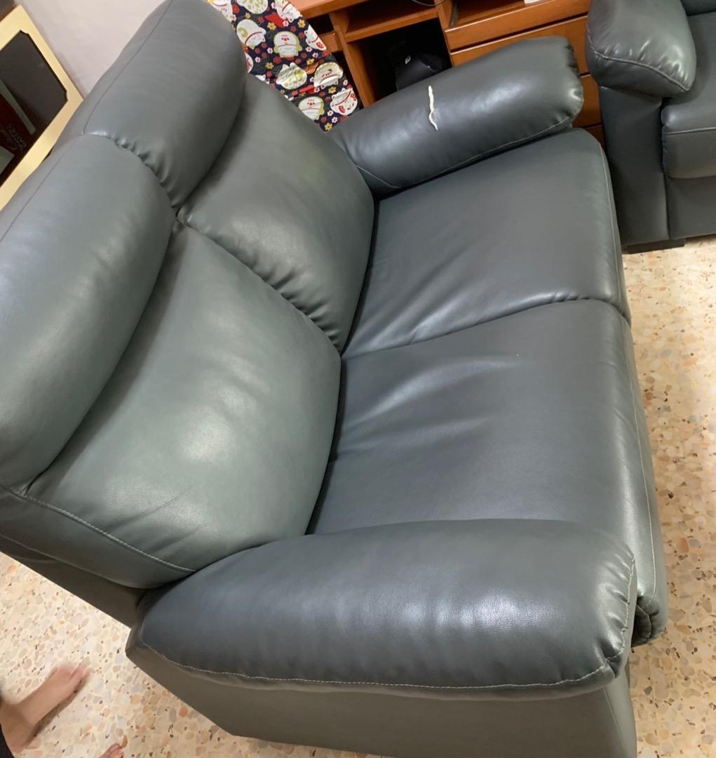 Sofa (Self collect), Furniture & Home Living, Furniture, Sofas on Carousell