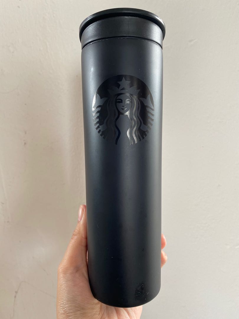 https://media.karousell.com/media/photos/products/2022/8/18/starbucks_tumbler_black_lid_47_1660816804_cf0d65e3.jpg