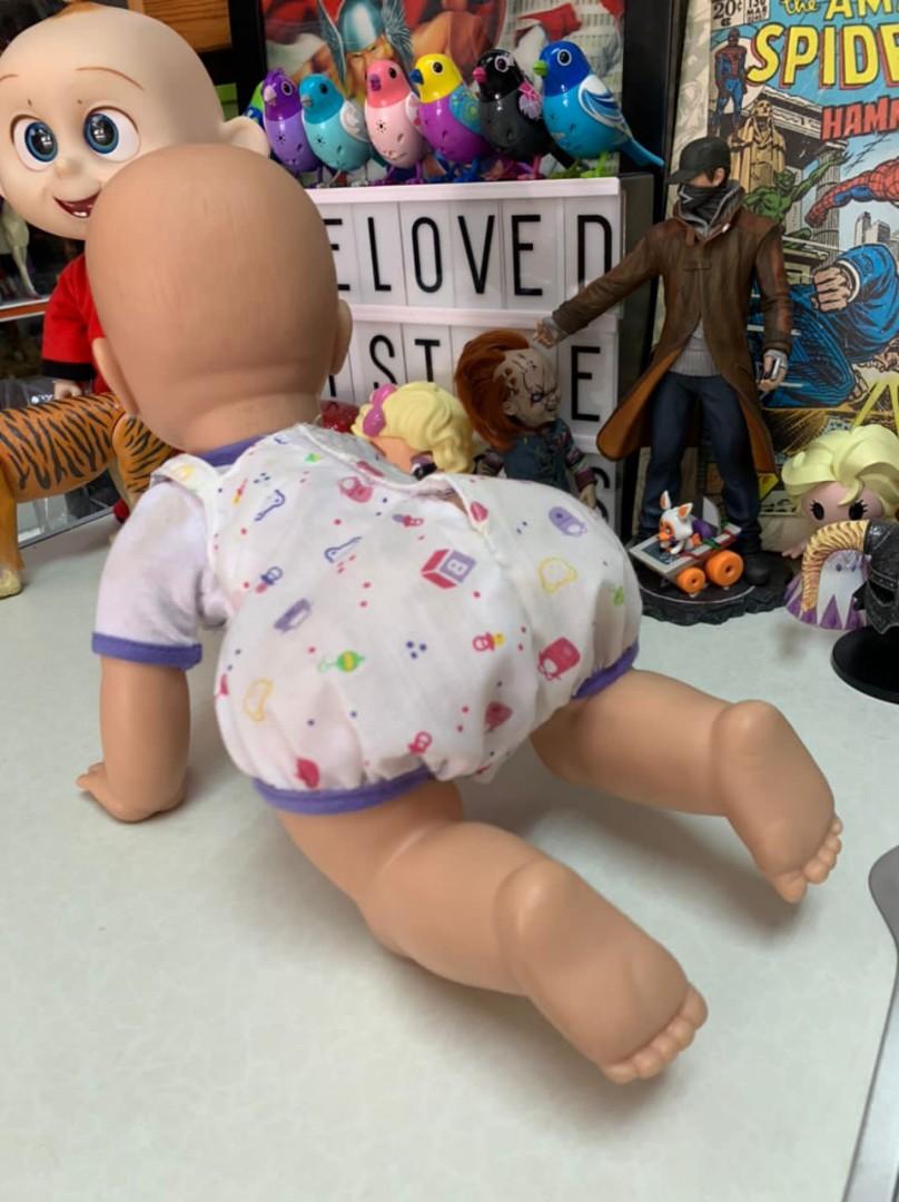 Giggles wiggles best sale crawling baby doll
