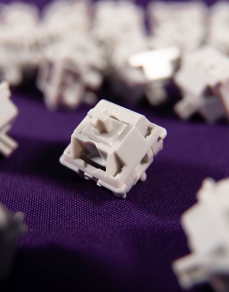 Tecsee Zaku linear switches x90, 電腦＆科技, 電腦周邊及配件, 電腦鍵盤及相關產品 Carousell