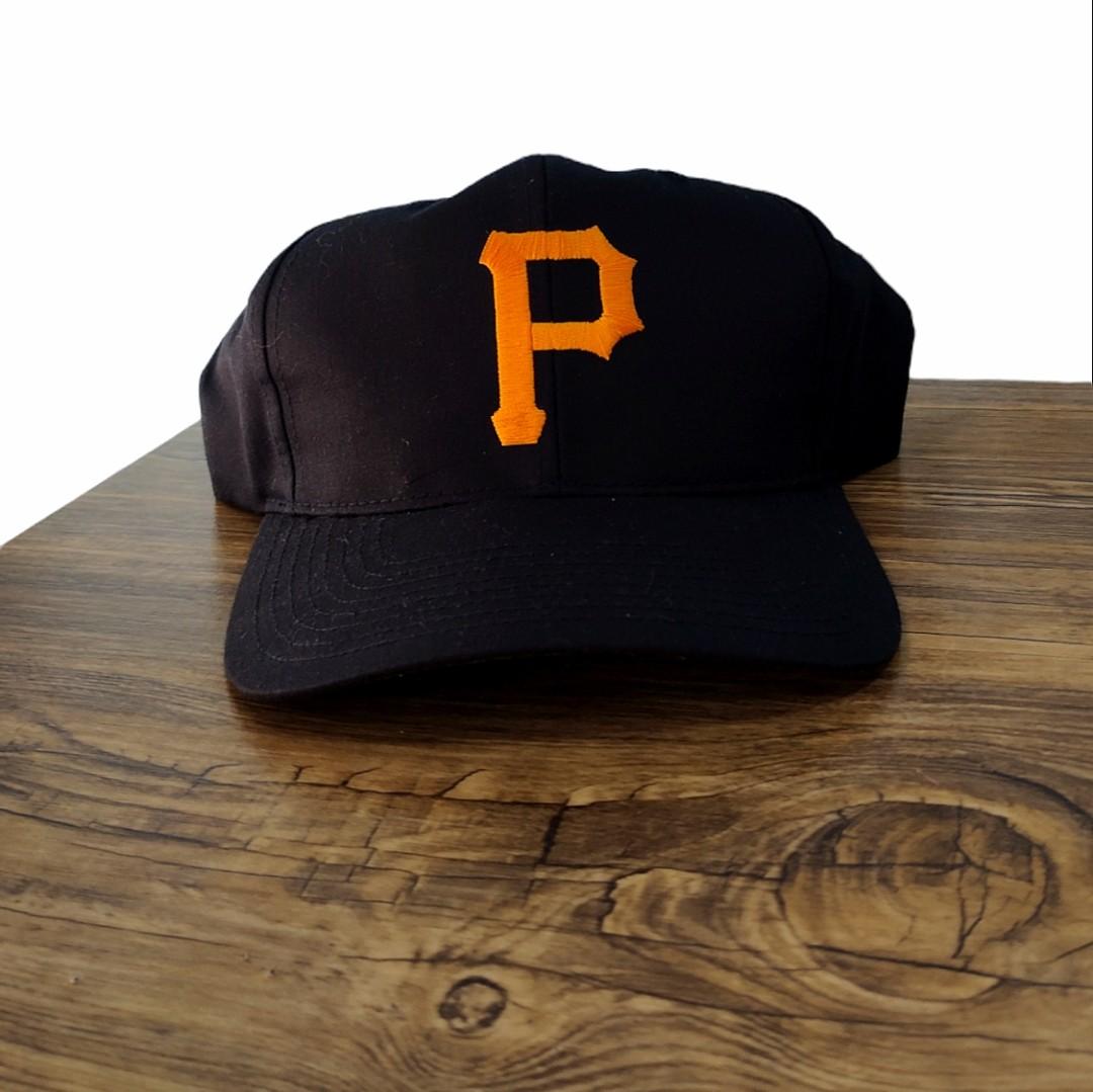 Pittsburgh Pirates Vintage Twins Enterprise Big Logo Snapback Cap Hat - NWT