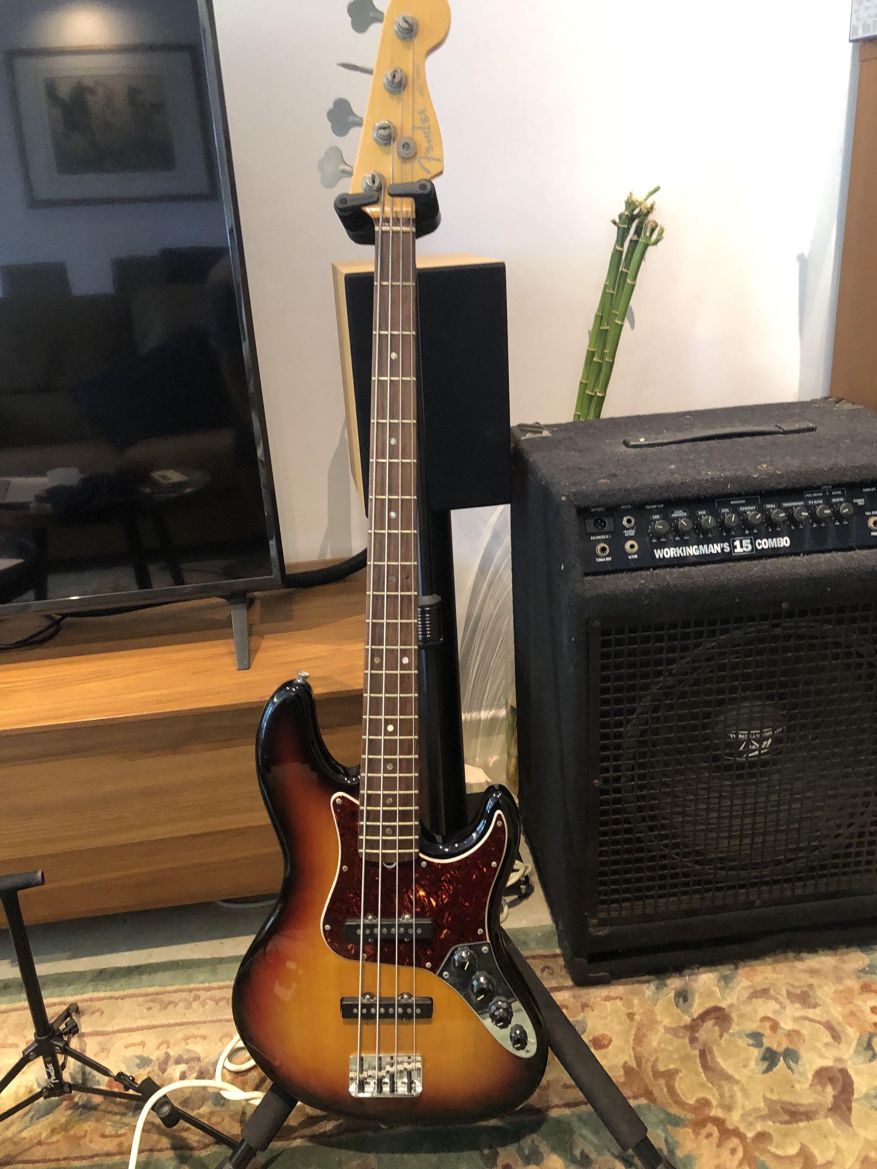 USA Fender Jazz Bass deluxe bass w Nordstrand 3b preamp, Hobbies & Toys