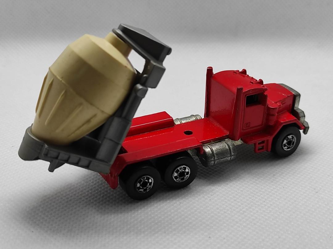 Hot wheels peterbilt cement truck 1979 cheap