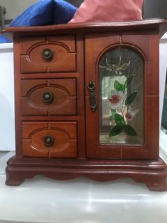 (Category: ) located in . Submitted by ayrapatrisya (Listing ID 1179442380, Image 1). Description: .