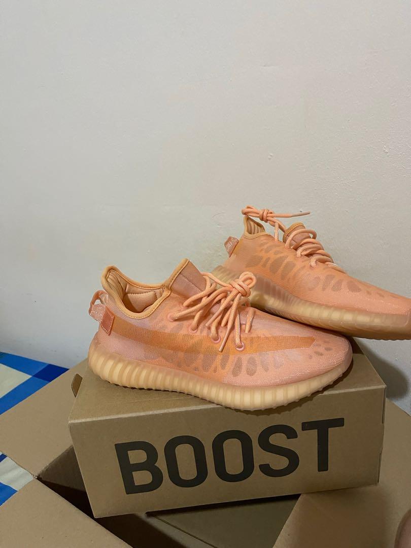yeezy 350 v2 mono clay on feet